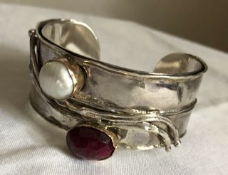 Avi Soffer Modernist Brutalist Sterling Silver Cuff Bracelet Garnet Pearl