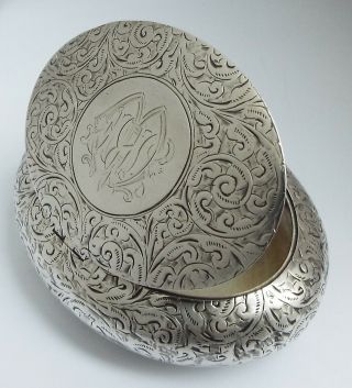 Lovely Decorative English Antique 1902 Solid Sterling Silver Pebble Tobacco Box