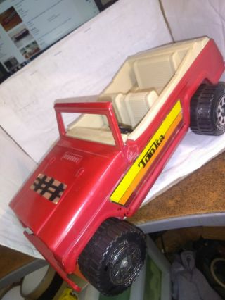 Vintage Tonka Jeepster Red Pressed Metal Truck Xr101 1970’s.