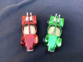 Hot Wheels Redline Mantis 1969 Set Of 2 Green And Red - Near - Shinny -