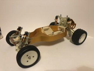 Vintage Team Associated Rc10 Rc Car Buggy B Stamped Gold Pan Chassis Roller