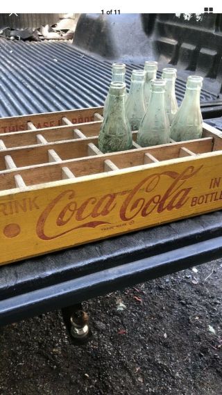 Vintage Yellow Drink Coca Cola 24 Pack Wood Crate Carrier.  With 7 Bottles