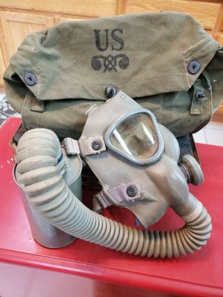 Hard To Find Us Military Ww2 M3 Complete Gas Mask And Bag