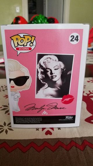 Funko Marilyn Monroe Hollywood Exclusive Limited Edition In Hand 3
