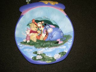Winnie The Pooh 3 - D Collector Plate It 