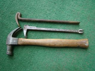 Vintage Tools Cape Well Hammer Vaughan Nail Puller Black Smith Made Nail Puller