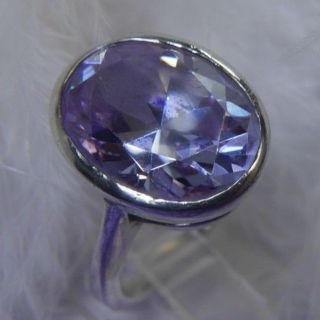 5/8 " Pink To Purple Quartz Stone 0.  925 Sterling Silver Estate Ring Size 6