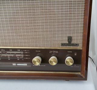 Vintage GRUNDIG FM Stereo Shortwave Receiver Tabletop Type 4570 U 3