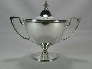 Tiffany & Company Makers Sterling Silver Lidded Sugar Bowl Urn 1907 - 1947 290g