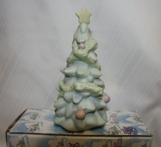 Precious Moments Sugar Town Christmas Tree Figurine 528684