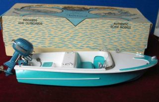 Vintage 1950 Fleetline " The Wizard " Battery Model Boat With Famus Motor