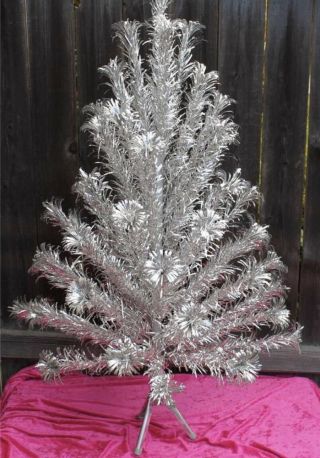 Vintage Silver Aluminum Christmas Tree 4.  5 Ft Tall Pom Pom Fairyland Craft House