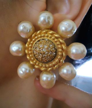 Vtg 80s Fendi Italy Matte Gold Gilt Gripoix Baroque Pearl Big 2 " Runway Earrings