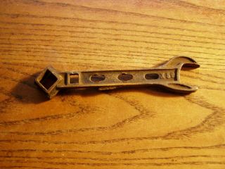 Old Antique Vintage X59 Cast Iron Implement Tractor Wrench Tool Cut Out
