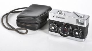 Vintage Chrome Rollei 35 35mm Film Camera Made Singapore W/ Case