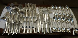 Art Deco Cutlery Set 92 Piece 8 Setting Silver Plated Roberts & Belk Plain Pine