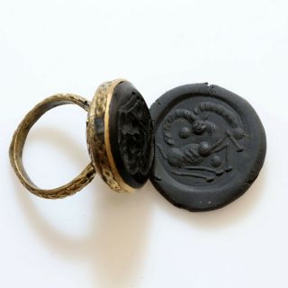 Circa 1600 - 1700 Ad Near East Bronze Polished Seal Ring With Intaglio Seal Stone