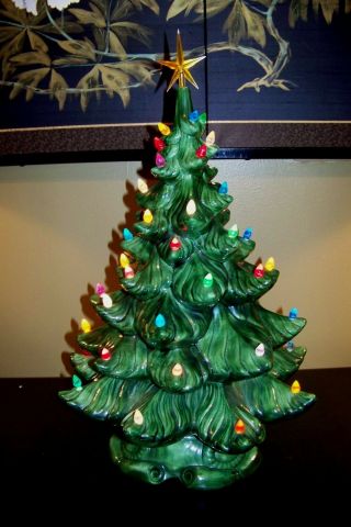 Vintage Atlantic Mold Ceramic Light Up Christmas Tree 22 Inches Tall