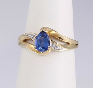 Vivid Estate 3/4 Carat Blue Sapphire & Diamond Gold Ring