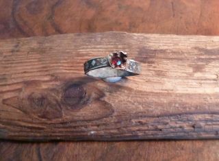 Lovely Post Medieval Tudor Or Stuart Ring With Glass Stone - Metal Detecting Find
