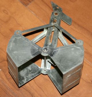Vintage Mighty Tonka Pressed Steel Crane Clamshell Bucket