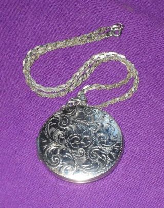 Very Large Vintage 1972 Hallmarked Sterling Silver Pendant Locket And Chain