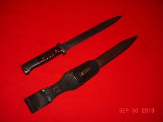 Wwii German Model 1884/98 - 3rd Pattern Bayonet With Composition Grips