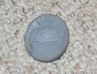 Ww2 Grey Wound Badge,  With Pointed Round Pin To Rear