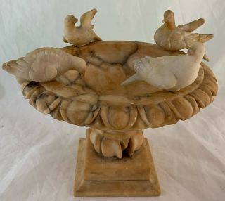 Vintage Carved Marble Alabaster Bird Bath With 4 Perched Doves Birds
