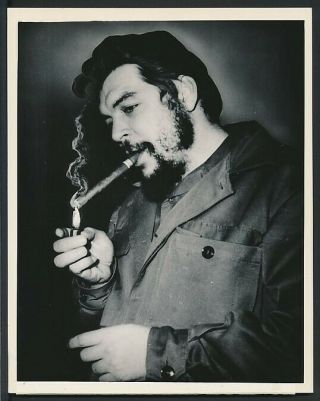 1965 Photo Che Guevara Cuban Revolution Leader W/ Cigar