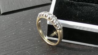 Vintage 9ct gold ring with 33ct diamonds,  size L 1/2 3