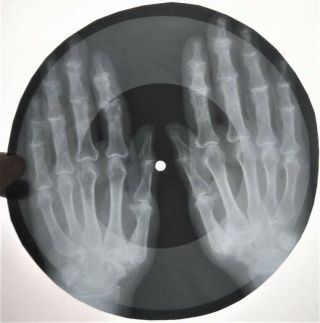 Johnny Cash - Folsom Prison Blues X - Ray Of The Ussr Bone X - Ray Recording 8.  8 "