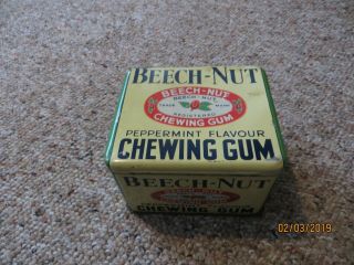 Beech - Nut Peppermint Flavour Chewing Gum Hinged Tin Can