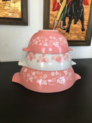 Vintage Pyrex Pink Gooseberry Cinderella Nesting Mixing Bowls 442 443 444