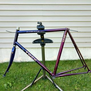 Vintage Trek 1220 Frame Set 58 Cm Alloy W/ Cro Moly Fork Blue Purple Fade