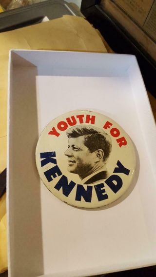 Political Campaign 1960 Youth For Kennedy Large Pinback Button