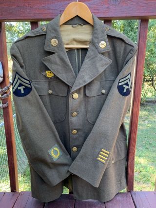 Large 44s Ww2 U.  S.  Army Uniform Ike Jacket Great For Re - Enactors