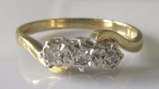 Vintage 9ct Yellow Gold Diamond 3 Stone Twist Ring Size N 1/2