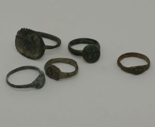 5 X Roman Bronze Rings - Circa 2nd Century Ad 0922