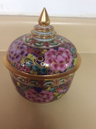 Vintage Japanese Porcelain Hand Painted Gold Imari Small Lidded Ginger Jar