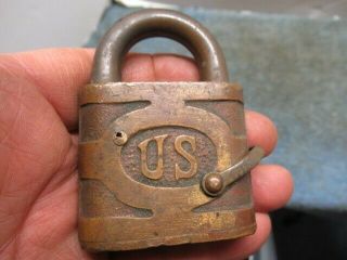 Old Brass Ilco U.  S.  Army Logo Padlock Lock.  Militaria.  Has A Issue.  N/r