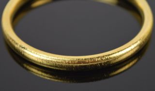 Italian Milor 14k Yellow Gold Puffy Pattern Resin Filled Bangle Bracelet 3