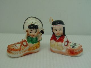 Vtg Japan Souvenir Nevada Indian Boy & Girl In Moccasins Salt & Pepper Shakers