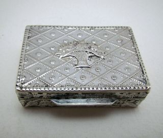 Italian Vintage 1977 Solid Sterling Silver Pill Snuff Pocket Box Case