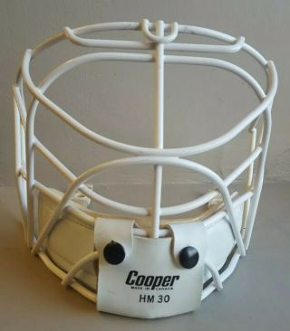 Vintage Cooper Hm - 30 Senior Cat Eye Goalie Cage