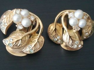 Christian Dior Earrings Clip Crystal Pearls Leafs Gold Tone