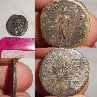 Old Unique Rare Bronze Roman Emperor Stunning Coin 54