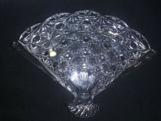 Avon Vintage Glass Fan Dish Plate With Daisy Button Pattern