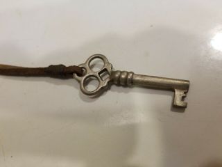 Antique Vintage Old Skeleton Key Jewelry Necklace Charm Steampunk Leather 11 "