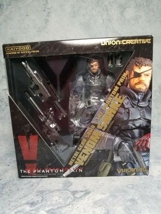 Vulcanlog Kaiyodo Revoltech Metal Gear Solid V Phantom Pain Venom Snake Figure